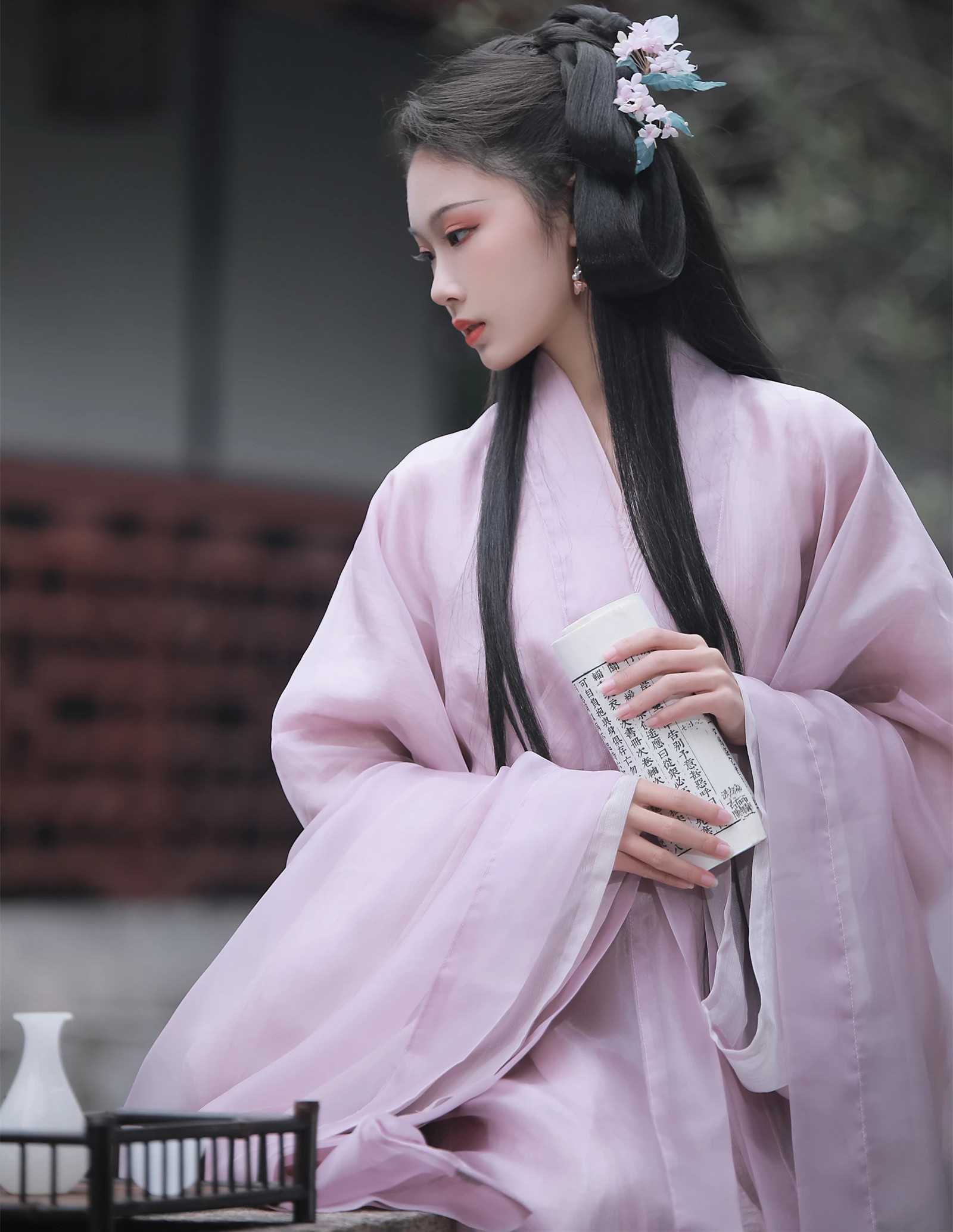 [YITUYU]艺图语-2024.07.11-曼陀山庄-溱溱-[31P-411MB]